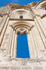 San Anton: Eine verfallene Wand der Antoninerkirche gibt den Blick in den Himmel frei 