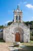 Ferreiros: Kleine, romanische  Dorfkirche