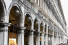 Italien, Venedig: Arkaden am Markusplatz