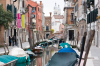 Italien, Venedig: Rio di San Barnaba mit Blick auf die Kirche San Angelo Raffaele