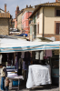 Italien, Umbrien, Castiglione del Lago: Wochenmarkt in der Stadt