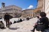 Italien, Umbrien, Perugia: Die Piazza IV Novembre mit dem berhmten Brunnen Fontana Maggiore und dem Palazzo dei Priori 