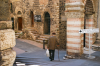 Italien, Umbrien, Perugia: Ein alter Mann in der  Via Antonio Fratti