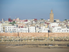 Der Blick auf Sal und seinen Friedhof am Ufer des Flusses Oued Bou Regreg, Rabat, Marokko