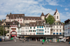 Basel: Der Barfsserplatz, von den Baslern liebevoll Barfi genannt, ist einer der beliebtesten Pltze der Stadt