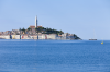 Kroatien, Istrien, Rovinj: Die Altstadt mit dem markanten Kirchturm von St. Eufemia