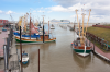 Ditzum: Das Kreuzfahrtschiff AIDAsol passiert bei seiner berfhrung nach Emden den Muhdehafen Ditzum